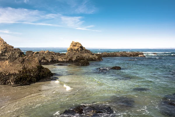 The rocks on the coast of Fort Bragg, California — Stock Photo, Image