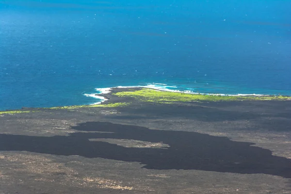 A part mentén Kilauea, Big Island, Hawaii — Stock Fotó
