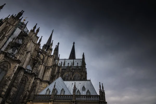 Catedral de Colônia contra o céu na Alemanha — Fotografia de Stock