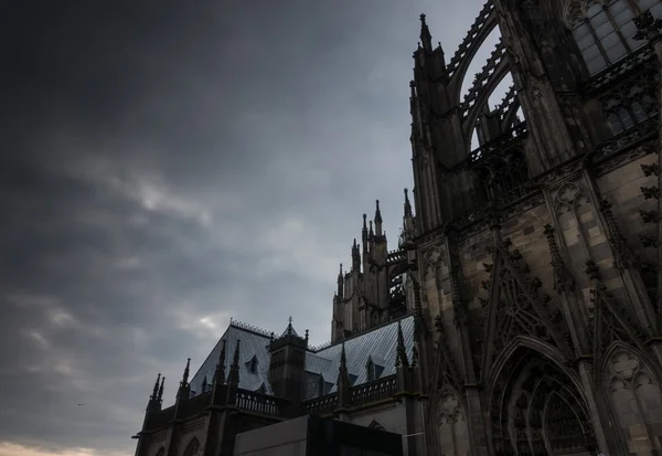 Catedral de Colonia contra el cielo en Alemania —  Fotos de Stock