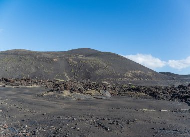 Lanzarote Adası, Kanarya Adaları 'ndaki Timanfaya Ulusal Parkı' nın volkanik manzarası