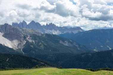 Güney Tyrol, İtalya 'daki Seiser Alm manzara manzarası .