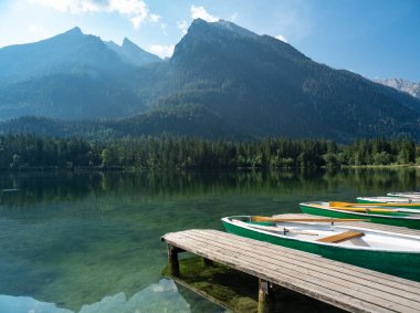 Almanya, Bavyera 'daki Hintersee Gölü .