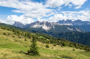 Güney Tyrol, İtalya 'daki Seiser Alm manzara manzarası .