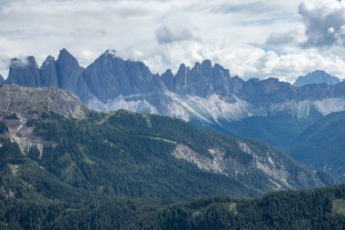 Güney Tyrol, İtalya 'daki Seiser Alm manzara manzarası .