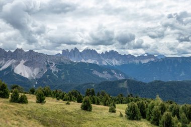 Güney Tyrol, İtalya 'daki Seiser Alm manzara manzarası .