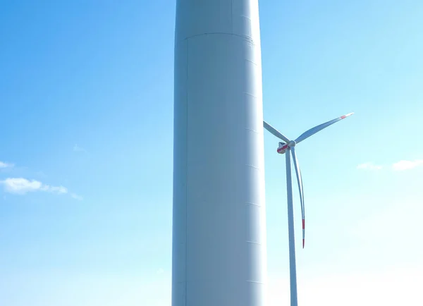 Molino Viento Contra Cielo Azul Luz Del Sol — Foto de Stock