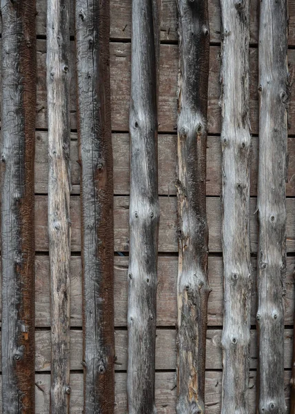 谷仓原木上的木墙 — 图库照片