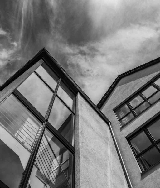 Architecture Verre Plein Soleil Contre Ciel Photo De Stock