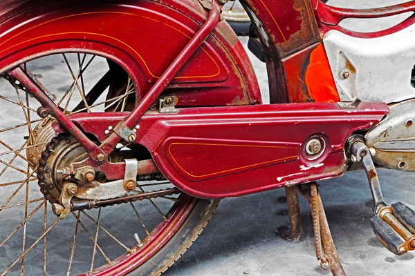 Detail eines rostigen alten Motorrads — Stockfoto