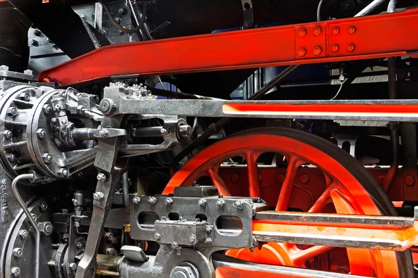 Wheels  of the old locomotive on rails — Stock Photo, Image