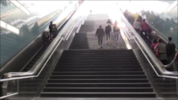 Metro şehirlerde merdiven — Stok video