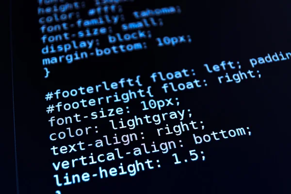 Código do programa em um monitor — Fotografia de Stock