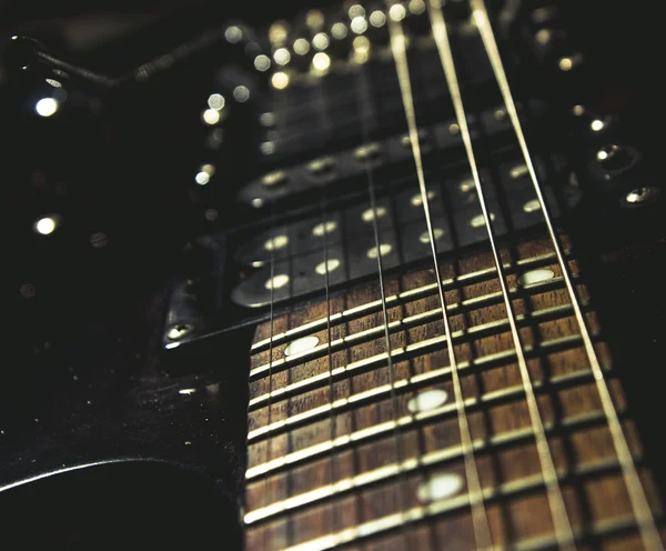 エレク トリック ギターをクローズ アップ — ストック写真