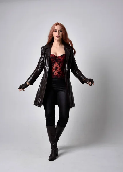 Full Length Portrait Woman Long Red Hair Wearing Dark Leather — Stock Photo, Image