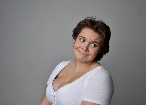 Close Portrait Young Sized Woman Short Brunette Hair Wearing White — Stock Photo, Image