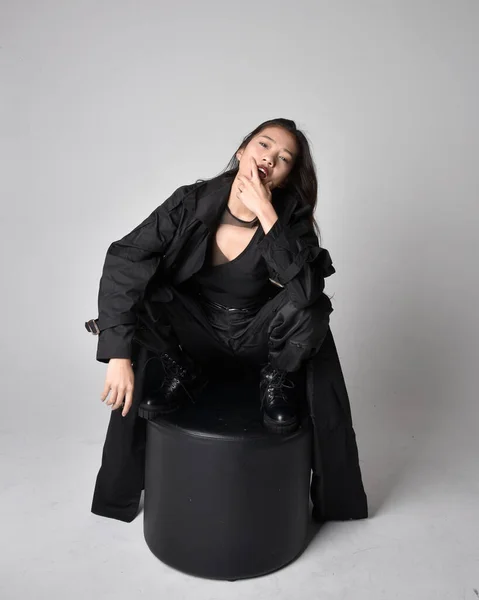 Full Length Portrait Pretty Young Asian Girl Wearing Black Tank — Stock Fotó