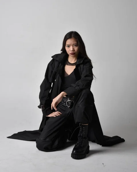 Full Length Portrait Pretty Young Asian Girl Wearing Black Tank — Foto Stock