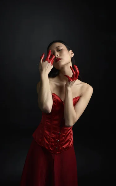 Gros Plan Portrait Belle Jeune Femme Asiatique Portant Corset Rouge — Photo