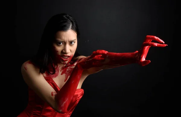 Közelkép Portré Gyönyörű Fiatal Ázsiai Visel Piros Fűző Borított Véres — Stock Fotó
