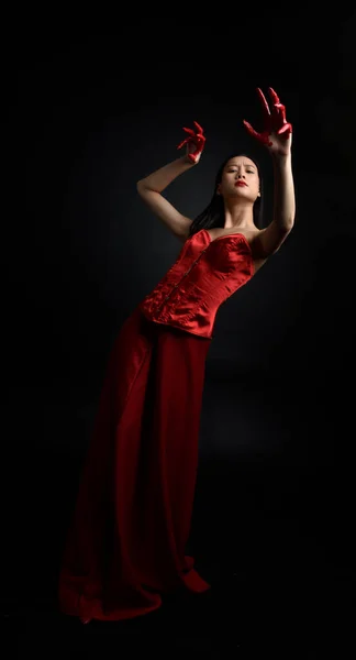 Portrait Pleine Longueur Une Belle Jeune Femme Asiatique Portant Corset — Photo