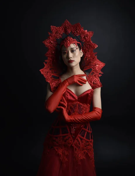 Portrait Beautiful Young Asian Woman Wearing Red Corset Long Opera — Fotografia de Stock