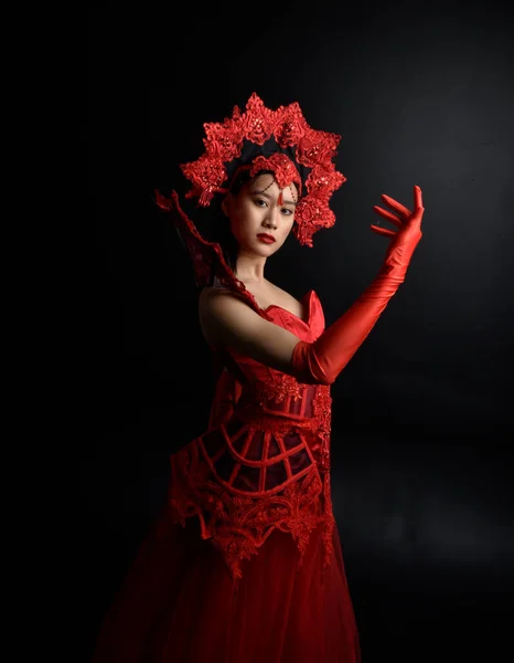 Portrait Beautiful Young Asian Woman Wearing Red Corset Long Opera — Fotografia de Stock