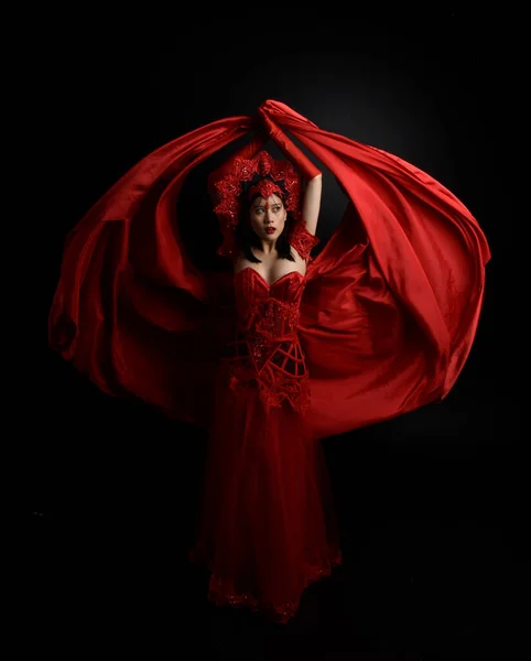 Portrait Beautiful Young Asian Woman Wearing Red Corset Long Opera — Stock fotografie