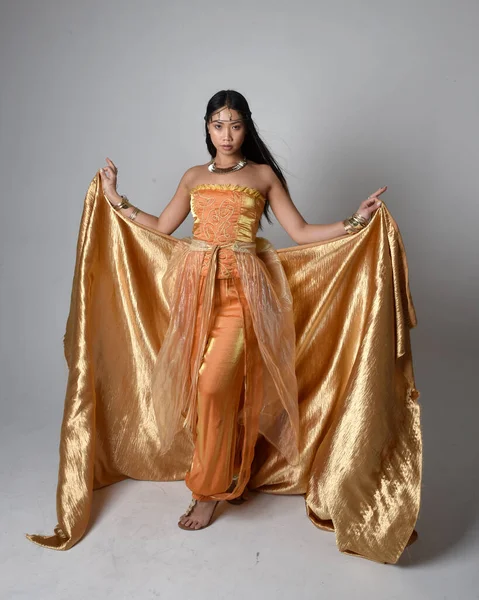 Full Length Portrait Pretty Young Asian Woman Wearing Golden Arabian — Stock Photo, Image