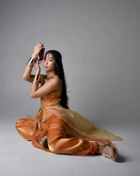 Full Length Portrait Pretty Young Asian Woman Wearing Golden Arabian — Stock Photo, Image