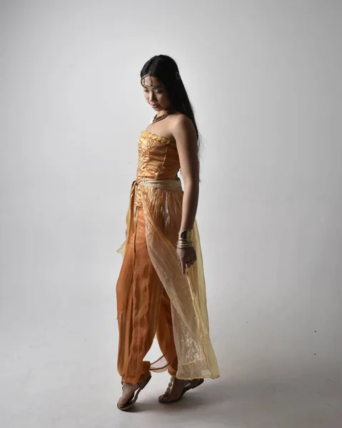 Full Length Portrait Pretty Young Asian Woman Wearing Golden Arabian — Stock Photo, Image