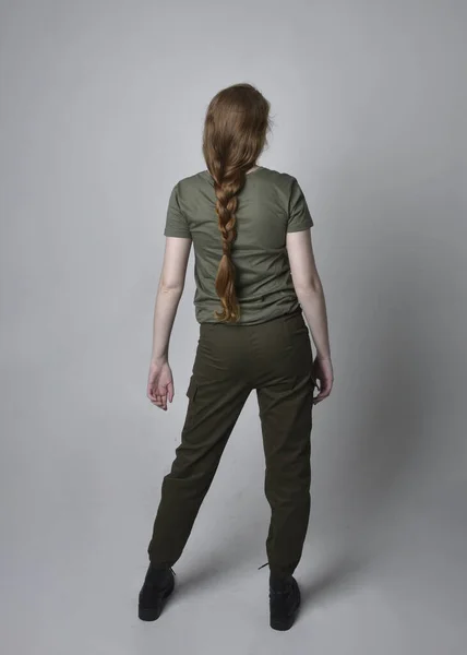 Full Length Portrait Pretty Red Haired Woman Wearing Army Green — Stock Photo, Image