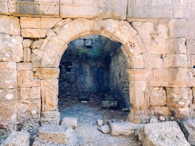 Türkiye 'nin Antalya ilinin Seleucia ilçesinin antik kenti turizm rotası ve kalıntıları.