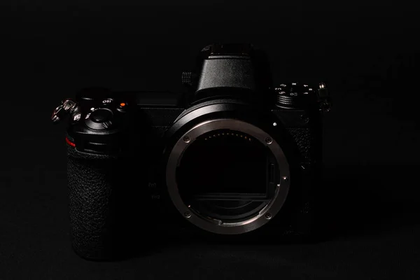 Câmera Sem Espelho Com Grande Montagem Estabilização Sensor Vista Frontal — Fotografia de Stock