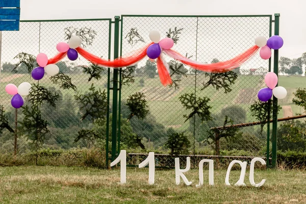 Luftballons Den Schulferien Für Schüler Luftballons Verschiedenen Farben Einige Mit — Stockfoto