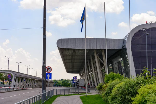 Lviv Ucrânia Junho 2020 Entrada Para Terminal Aeroporto Lviv Aeroporto — Fotografia de Stock