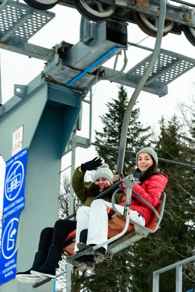 Bukovel Ukraine Februar 2019 Urlaub Den Karpaten Skigebiet Bukovel Menschen — Stockfoto