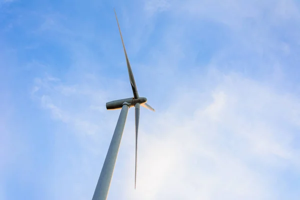 Green Wind Energy Windmill Close Action Converting Wind Energy 2020 — Stock Photo, Image