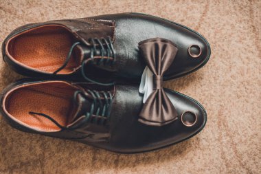 Gelinler için düğün aksesuarları, düğün sabahı, düğün süslemeleri ve ayrıntıları. 2020