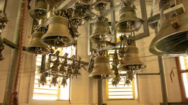 Dolyna, Ukrayna: Goshiv Manastırı 'nda Carillon, Aziz Tarikatı' nın Yunan Katolik Manastırı Büyük Basil, Dolyna bölgesindeki Goshov köyünde, Ivano-Frankivsk bölgesinde. Yeni