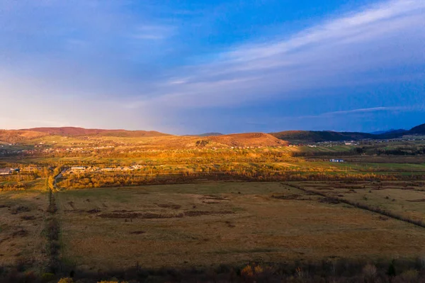 Mittelgebirge Und Weiden Den Karpaten Landschaft Bei Sonnenuntergang Ukrainische Karpaten — Stockfoto