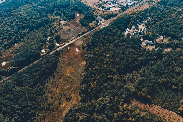 乌克兰的森林和村庄 从空中俯瞰克列万村 俯瞰爱情隧道 — 图库照片