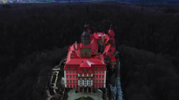 Walbrzych, Polen 29. Januar 2020: Polnischer Burgprinz ist der drittgrößte. — Stockvideo