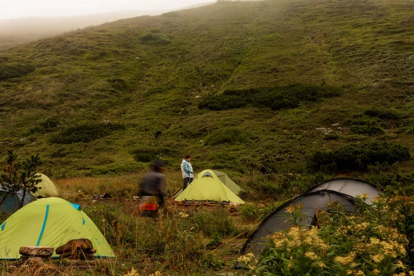 Karpaten Oekraïne Augustus 2020 Een Kleine Tentenstad Bergen Tenten Bij — Stockfoto