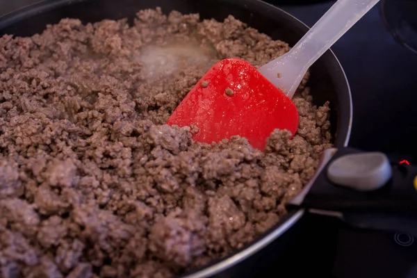 Chili Con Carne Cocinar Carne Picada Una Sartén Fotografía Alimentos — Foto de Stock