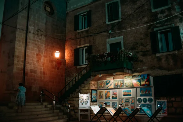 Nacht Straten Van Vodice Stad Kroatië Toeristische Binnenstad — Stockfoto