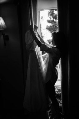 Sabahları narin, güzel gelin. 