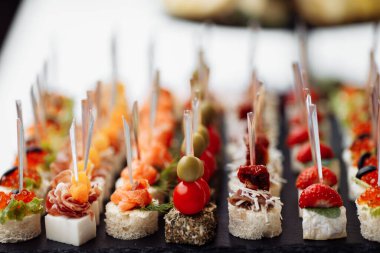 masasına yemek catering