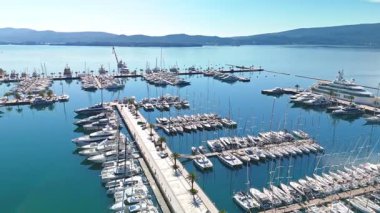 Karadağ 'daki Porto Karadağ' ı marina, tekne ve hava aracı görüntüleriyle keşfedin