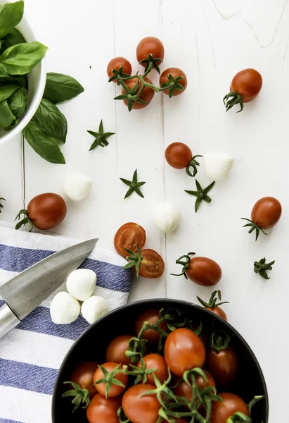 kiraz domates ile bassil